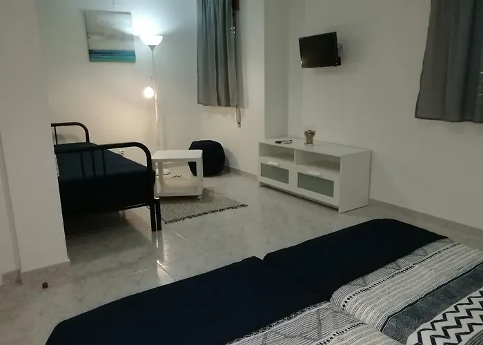 Ocean\'s 7 - Lagos Guest House
